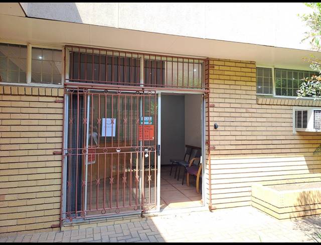 120M² OFFICE TO LET IN VEREENIGING CENTRAL